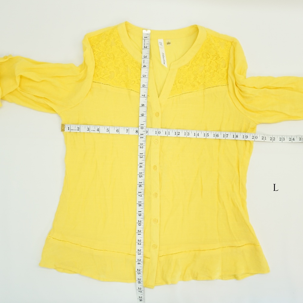 NY Collection Tab Sleeve Split Neck Lace Trim Top - Picture 7 of 7